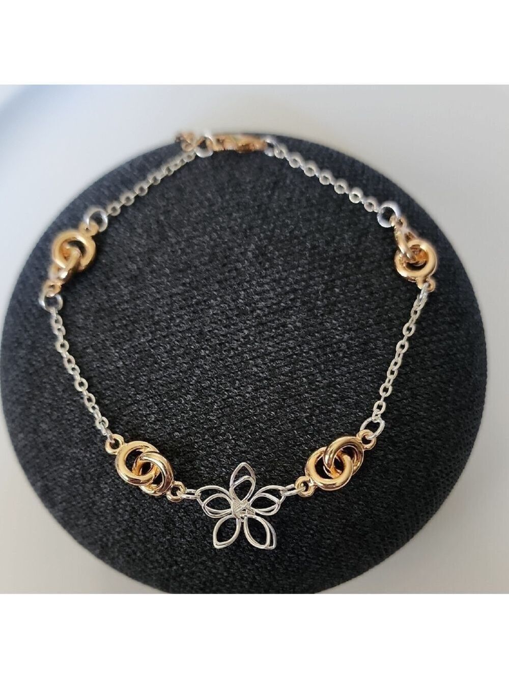 Delicate Luxury DESIGN Bracelet Two TONE 3 D FLOWER